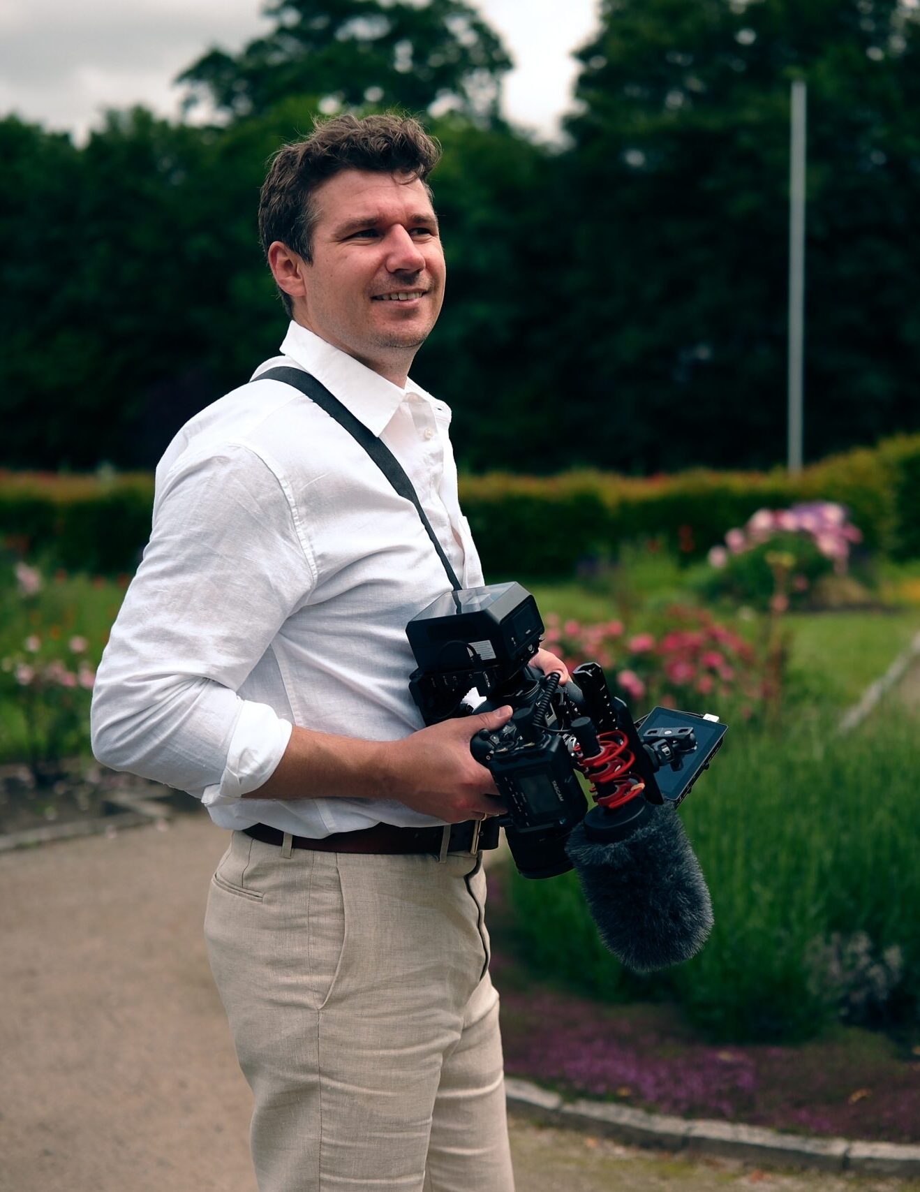 Videograf Johannes Flemming bereitet sich auf den Hochzeitsfilm in Dortmund vor
